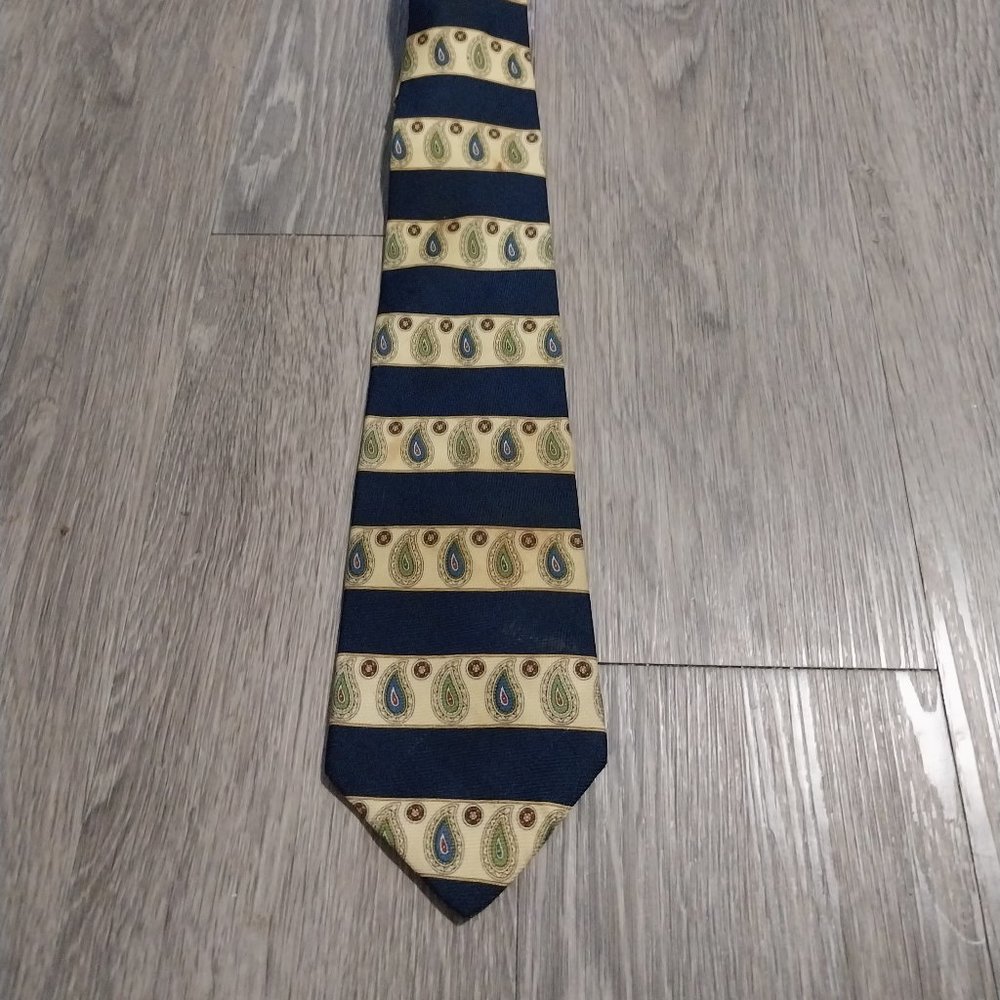 Tommy Hilfiger Paisley Stripe 100% Silk Necktie